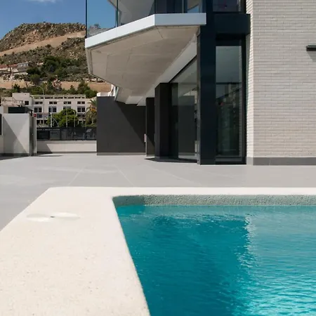 Modern Sea Front Reef Apartament Alicante
