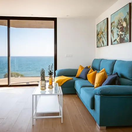 Apartment Modern Sea Front Reef *