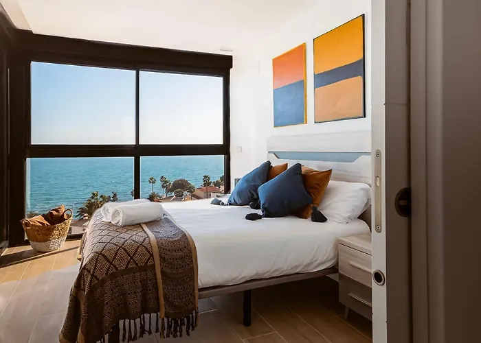 Modern Sea Front Reef Apartment