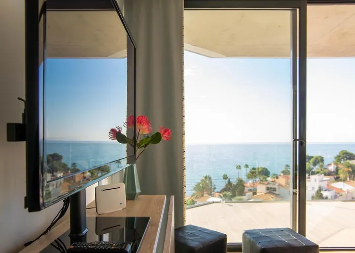 Modern Sea Front Reef Alicante