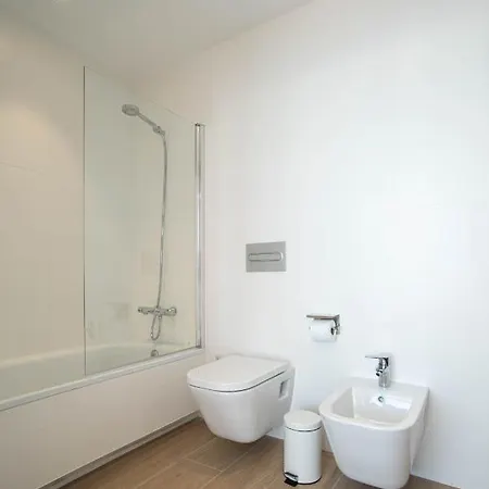 Modern Sea Front Reef Apartment